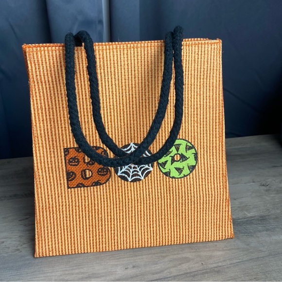 Halloween-themed burlap bag,  "BOO" Bag, Orange, Black‎ - Picture 4 of 10